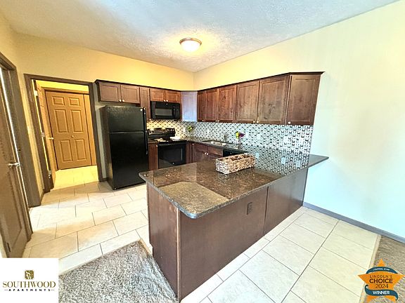4th image of 4431 S 27th St