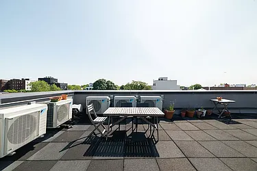 Rented by Twin Group