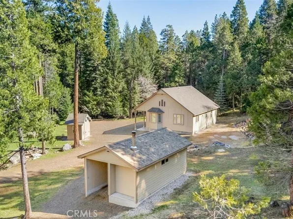 5022 Elderberry Dr, Weed, CA 96094