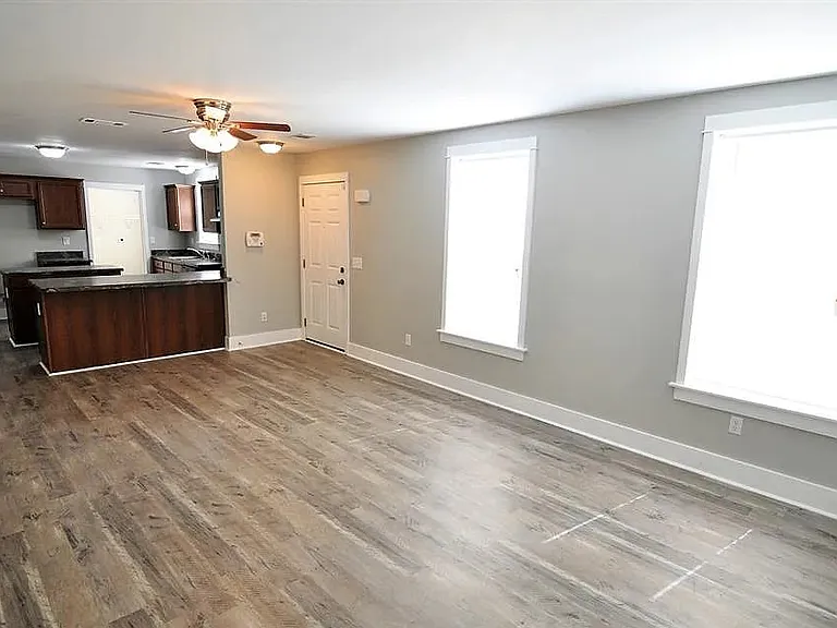 4137 Fitzpatrick Blvd — Photo 3