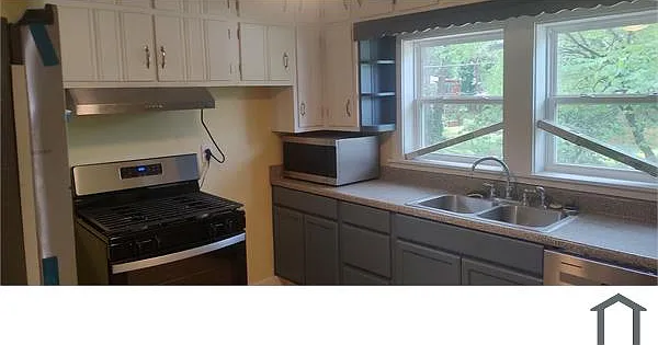 1368 Diamond Ave SE — Photo 18