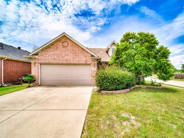 6481 Payton Dr, Fort Worth, TX 76131