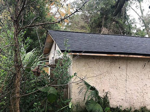 5th image of 2203 W Lakeview Ave