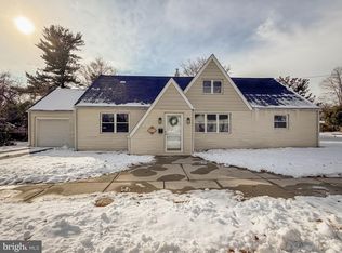 101 Walnut Ln, Morrisville, PA