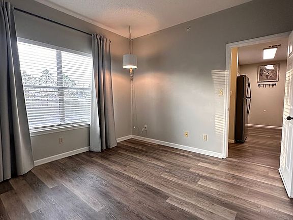 4th image of 200 Sandestin Ln APT 1005