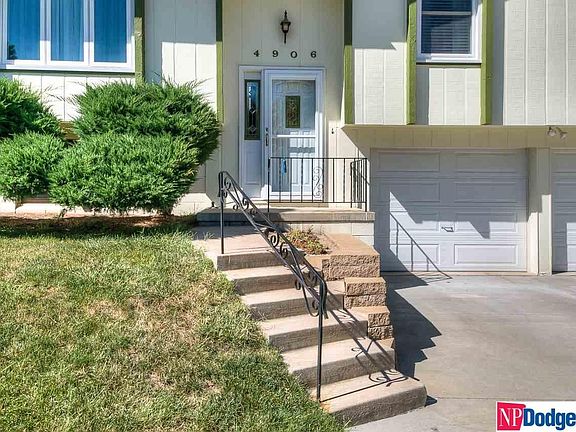 3rd image of 4906 N 129th St