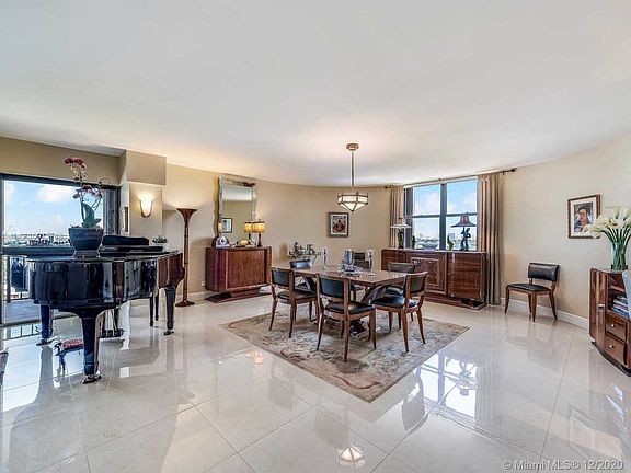 4th image of 1800 NE 114th St APT 1403