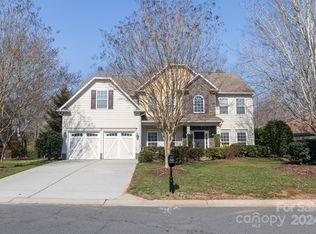 2100 Willowcrest Dr, Waxhaw, NC 28173