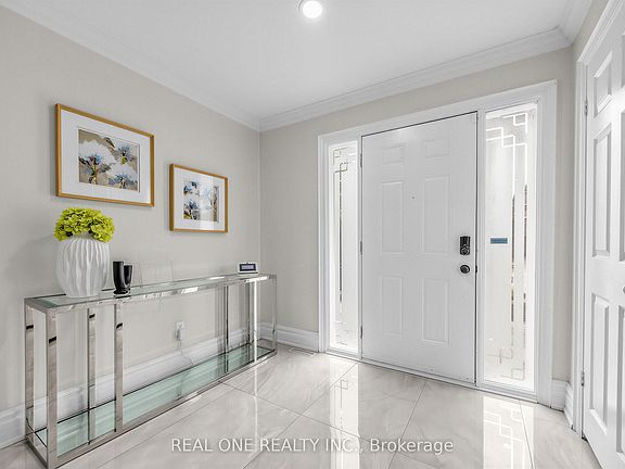 4th image of 52 Fenwick Cres