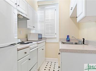 17 E Jones St FLOOR 2, Savannah, GA 31401