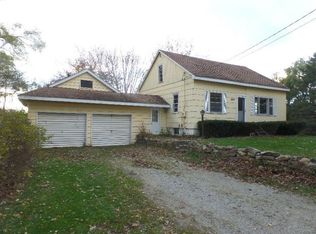 10301 Jamieson Dr, Clio, MI 48420