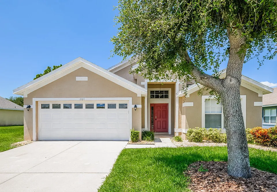 1320 Creekview Ct