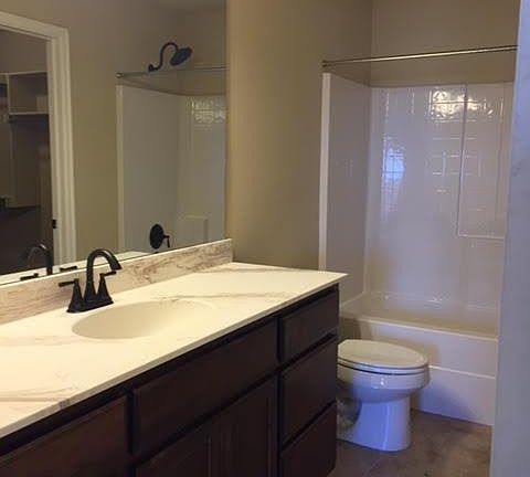 5th image of 5402 Clearwater Dr