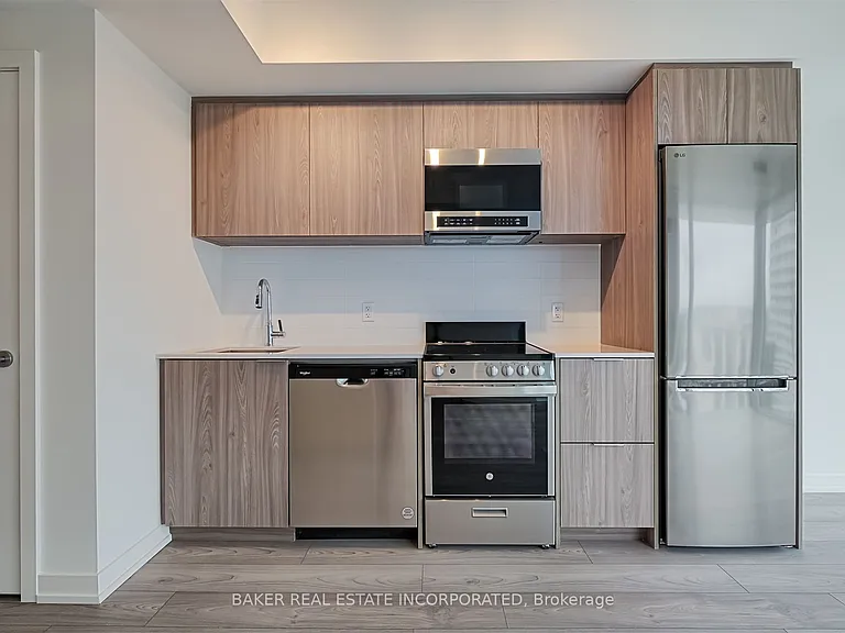 223 Redpath Ave #3005 — Photo 4