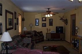 5th image of 20970 NE Chester St
