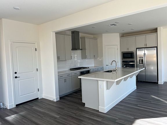 4th image of 540 Knightsbridge Ct