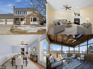 221 Primavera Cir, Sterling, VA 20165