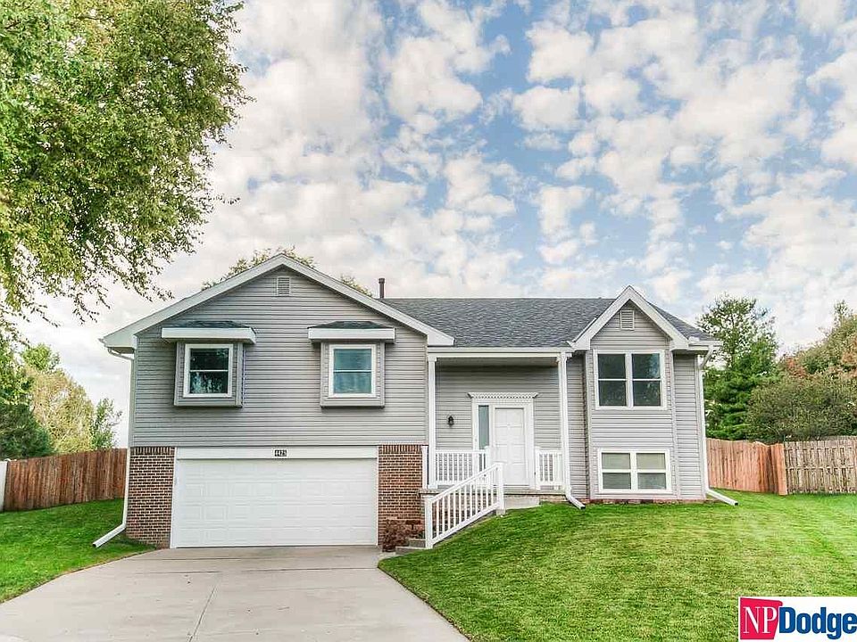 1st image of 4425 S 153rd Cir