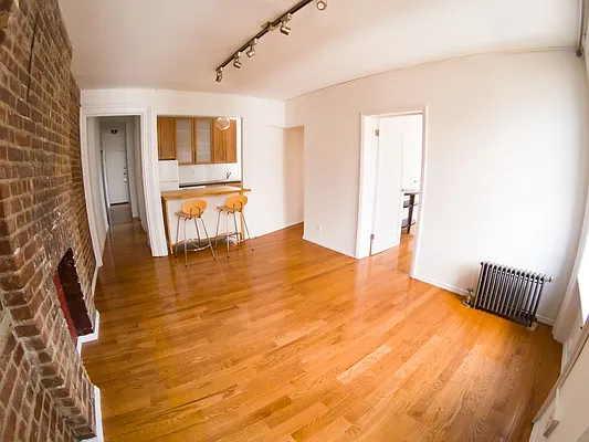 Rented by Roselyn  Fortuna LLC | media 39