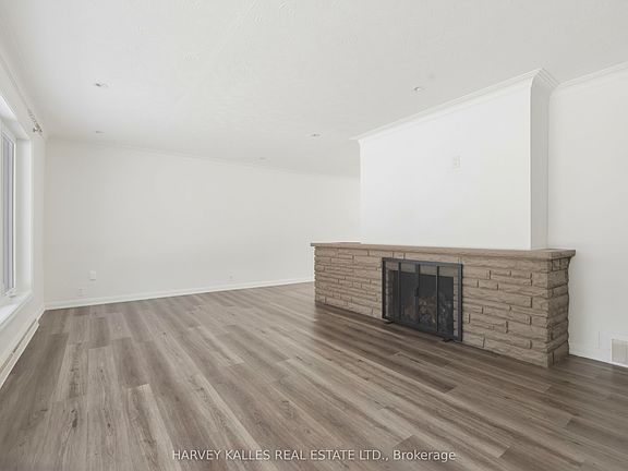 5th image of 537 Blythwood Rd