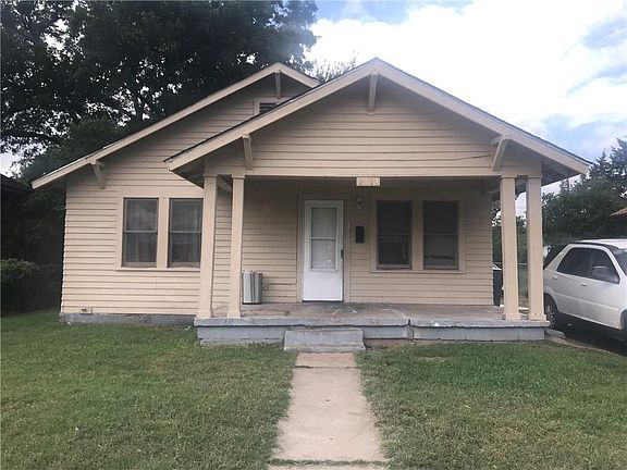 2nd image of 2111 N Prospect Ave