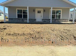 704 Clifton Ave, Springfield, OH 45505