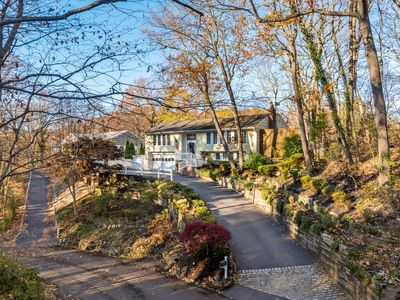 3 Glen Way, Cold Spring Harbor, NY, 11724