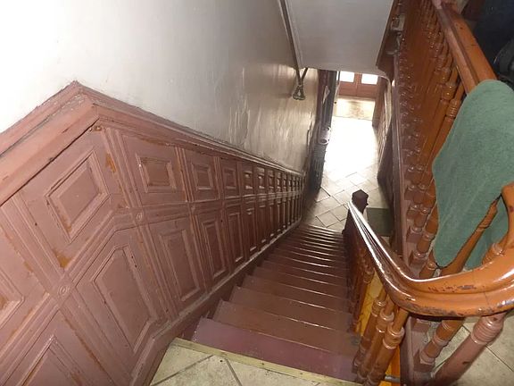 4th image of 74 W 119th St