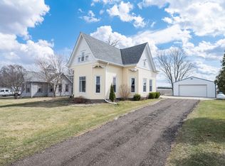 28069 Allentown Rd, Tremont, IL 61568