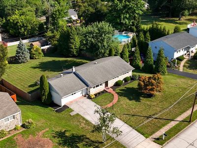 15 Ashwood Ln, Audubon, PA, 19403