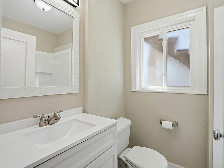 840 Key Route Blvd #B — Photo 18