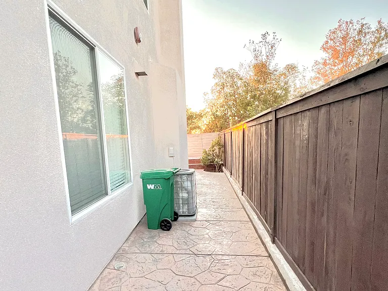 16812 Abundante St — Photo 12