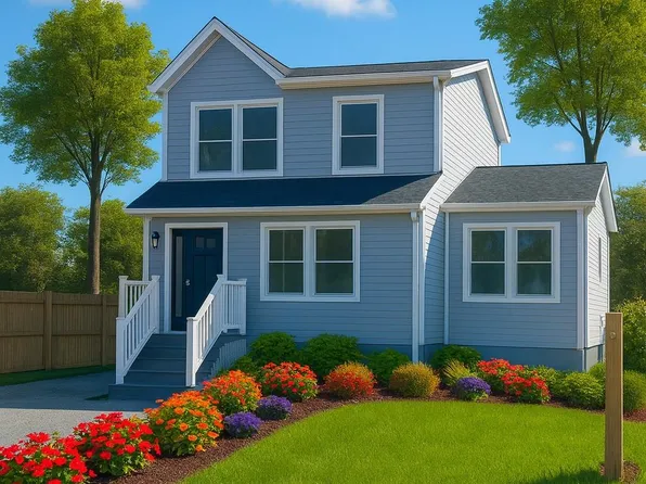 6 Lafayette Drive, Shirley, NY 11967