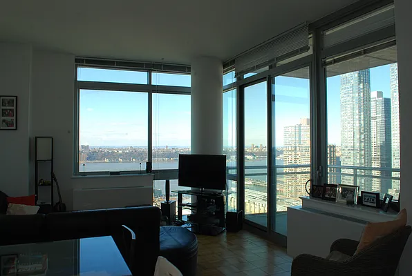 Rented by Triplemint | media 8