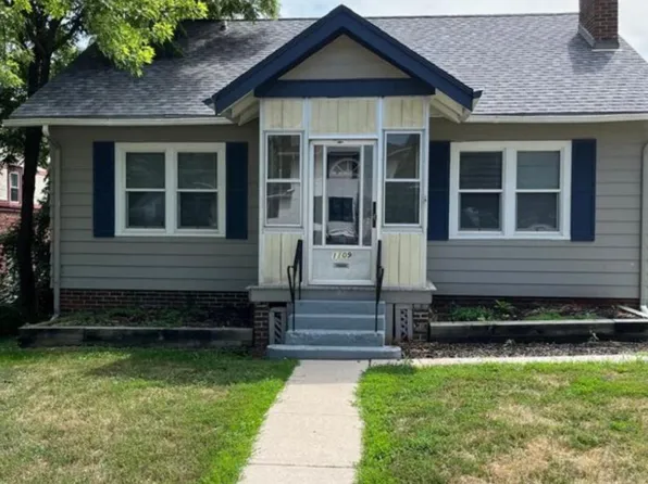 1109 N 50th St, Omaha, NE 68132