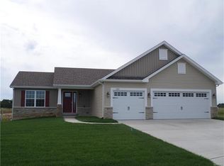 1313 Whispering River Ct, Saint Paul, MO 63366