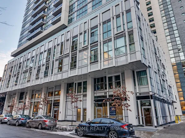 77 Mutual St, Toronto, ON