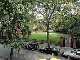 54 Orange Street in Brooklyn Heights
