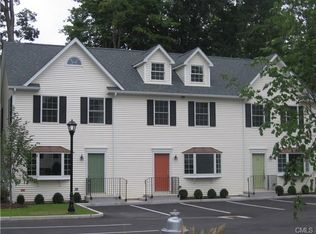 613 Main St APT C3, Ridgefield, CT 06877