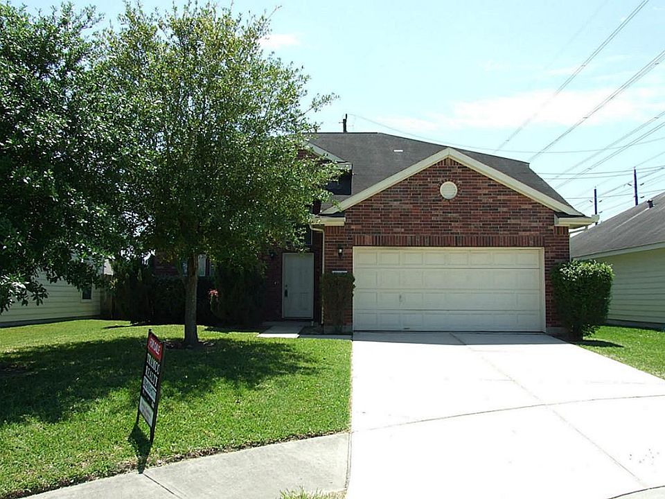 1st image of 11306 Harbour Lake Ct