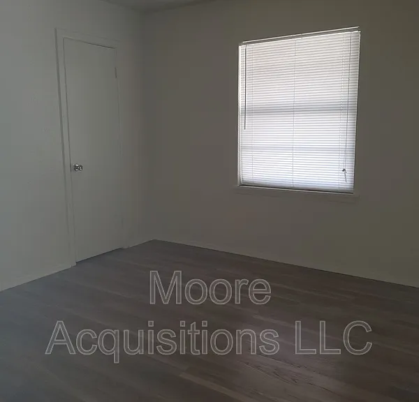 1439 S Rusk St — Photo 21
