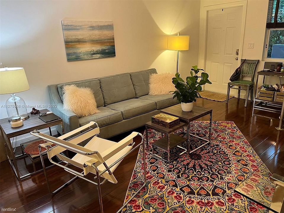 grove townhouse.jpg3