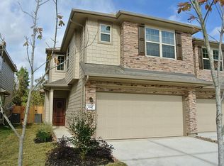 1742 Parkside Shores Ln, Crosby, TX 77532