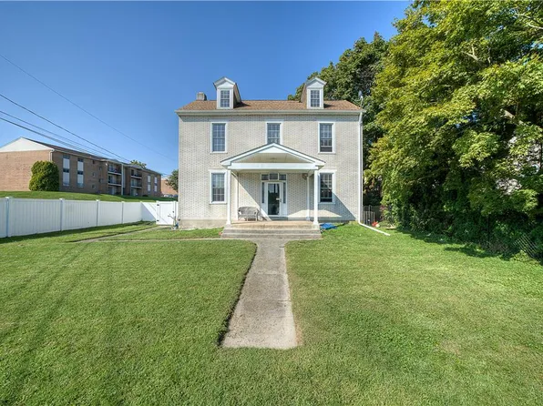 15 Orchard Dr, Whitehall, PA 18052