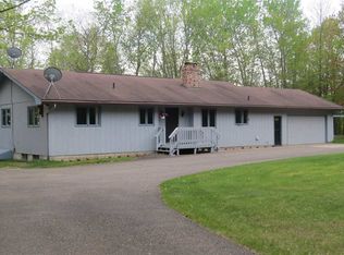 9216 N.5 Rd, Gladstone, MI 49837