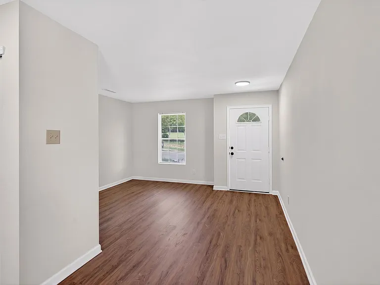 458 Settlers Ridge Dr — Photo 3