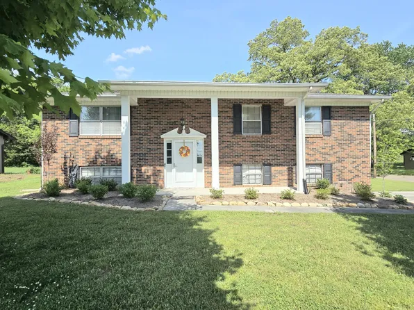 4800 Harrell Cir, Knoxville, TN 37938