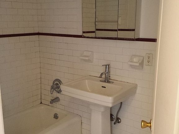 3rd image of 258 Bushwick Ave APT 6B