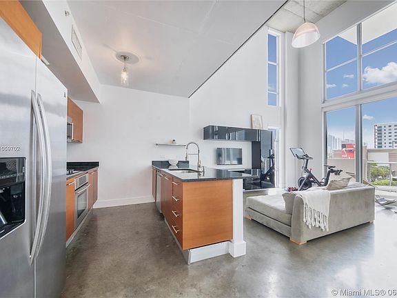 3rd image of 3449 NE 1st Ave APT L41