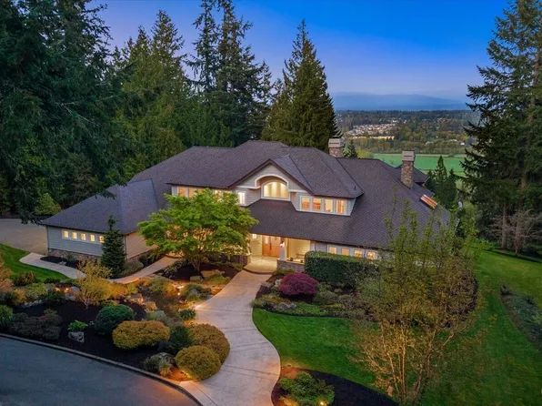 13748 242nd Avenue NE, Woodinville, WA 98077
